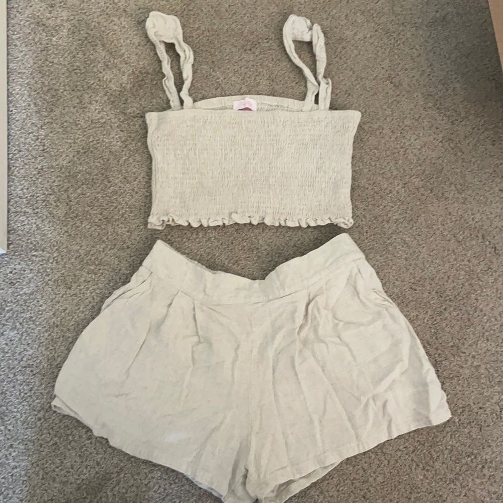 Pink lily two piece